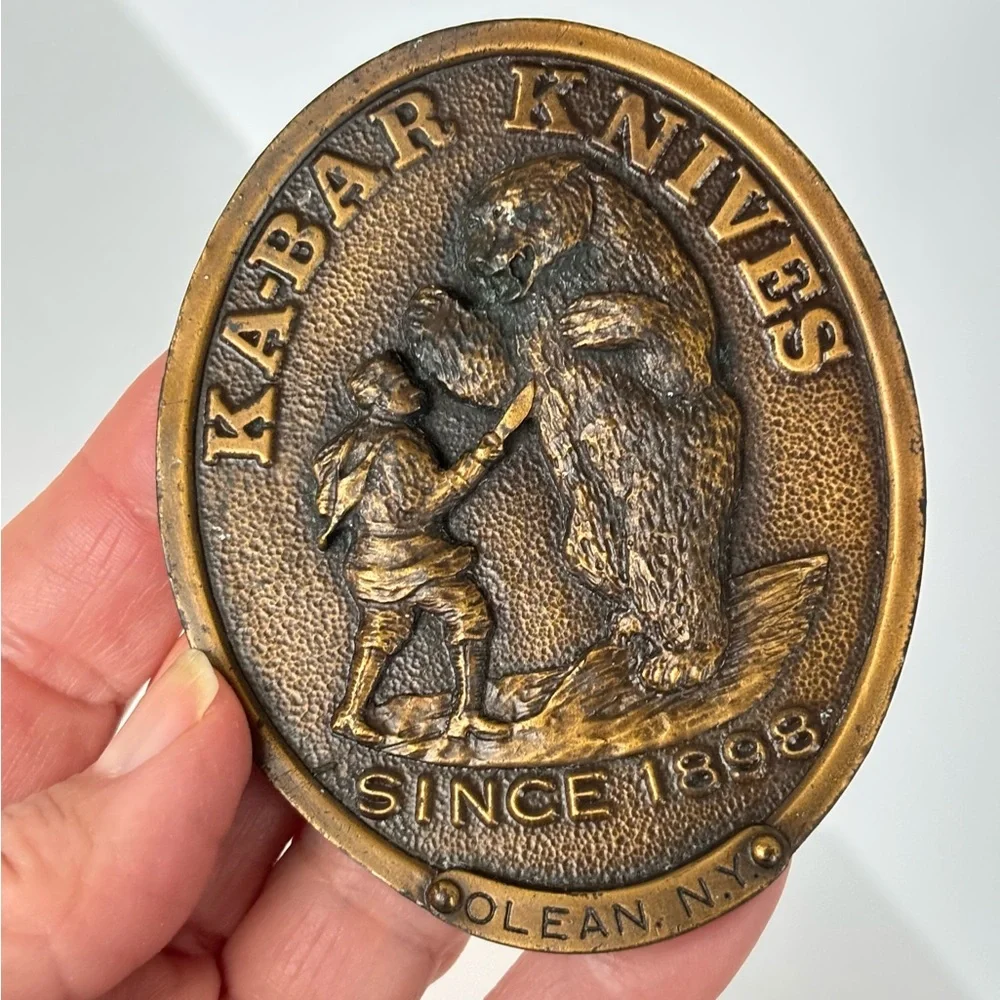 Vintage Ka-Bar Knives Bear Hunt Scene Belt Buckle Solid Brass - Picture 15 of 15